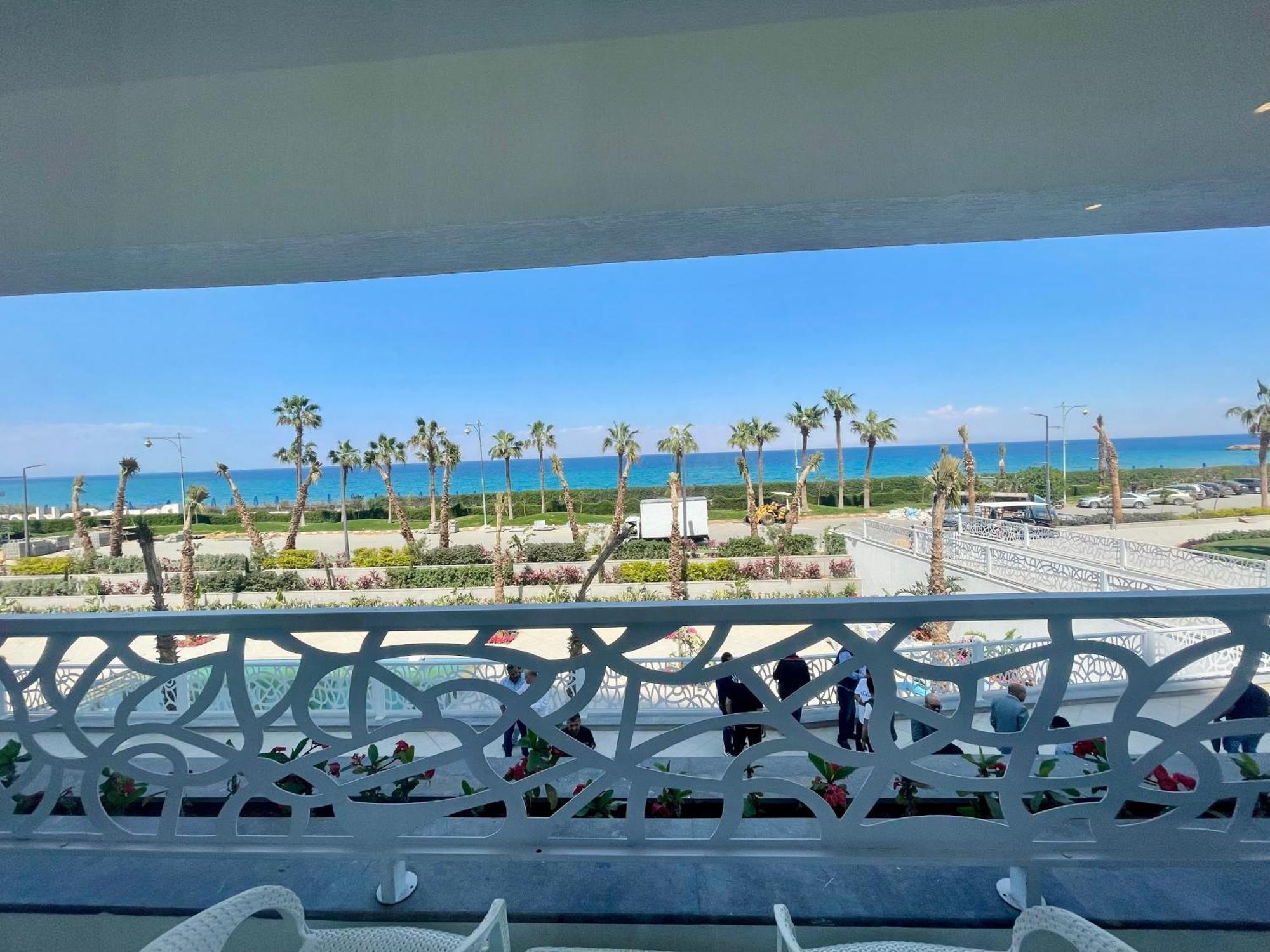 Porto Sokhna Beach Resort Ain Sukhna Exterior photo