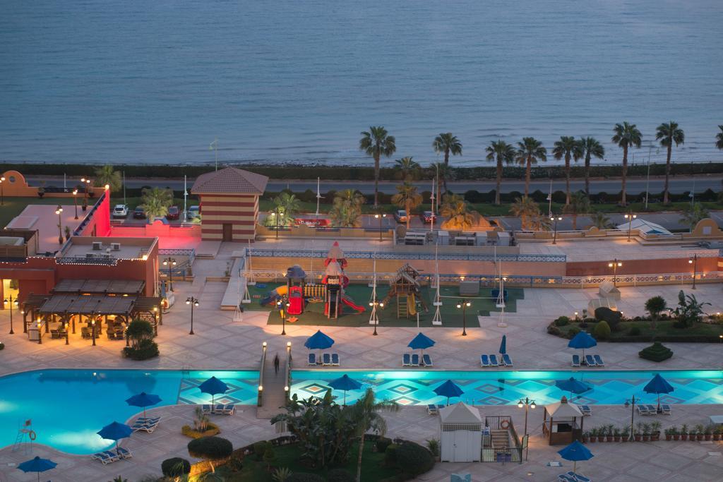Porto Sokhna Beach Resort Ain Sukhna Exterior photo